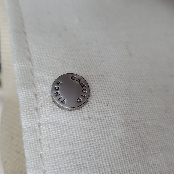 NWOT Vince Camuto Large Canvas Snakeskin print Orla Tote Black / Coconut Cream - Picture 6 of 9